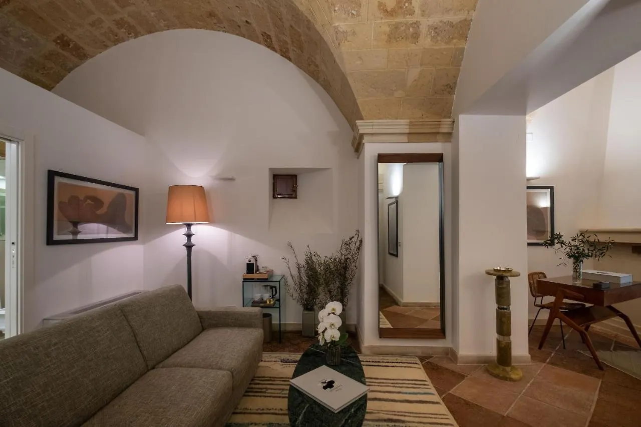 La Fiermontina Palazzo Bozzi Corso Hotel Lecce 5*,